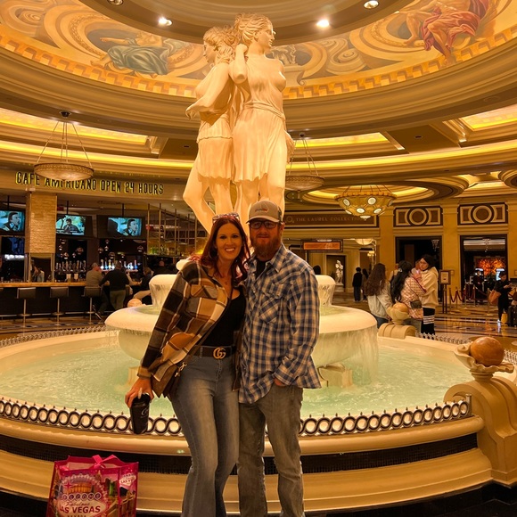 Meet your Posher, Stephanie - Picture 9 of 12